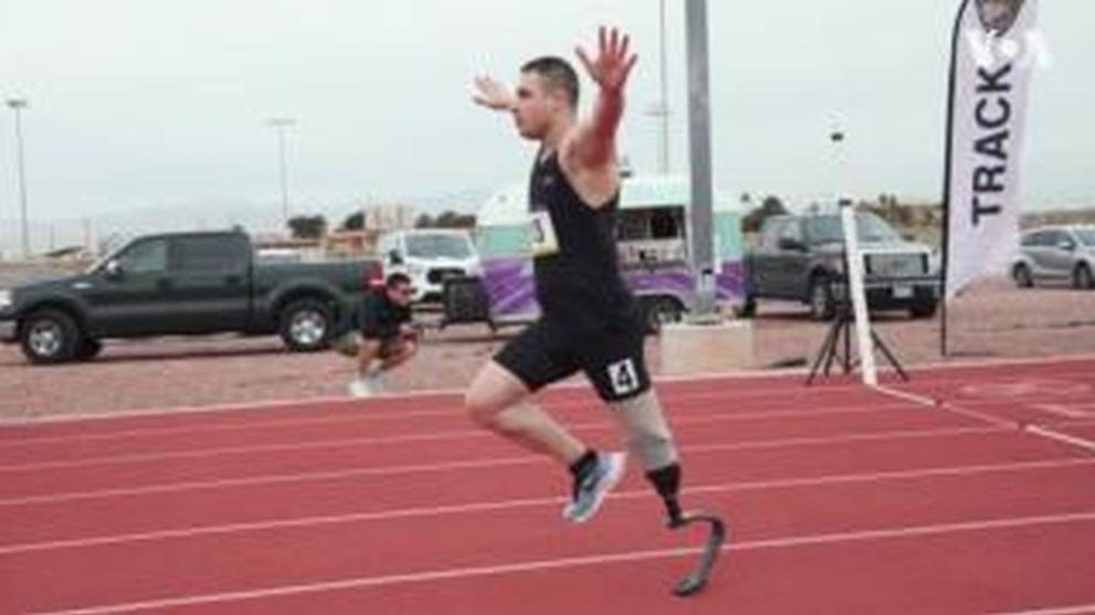 Васил Боролюк е ветеран от войната в Украйна. Той губи