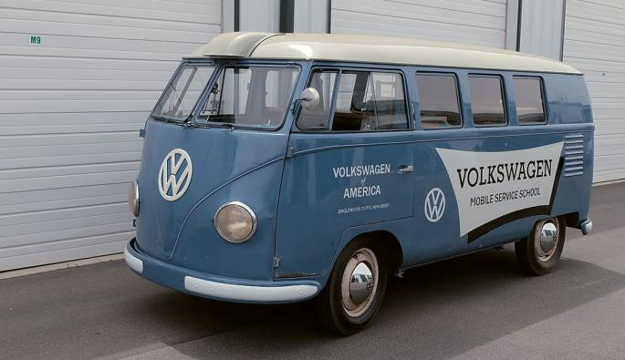  Volkswagen Type 2