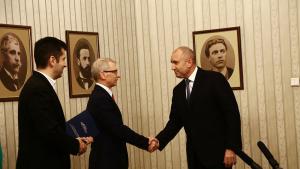 Продължаваме промяната Демократична България поискаха среща с президента Румен