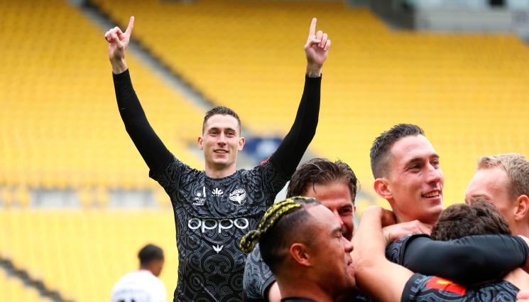 Божидар Краев - Божидар Краев смени отбора си, остава в австралийската лига