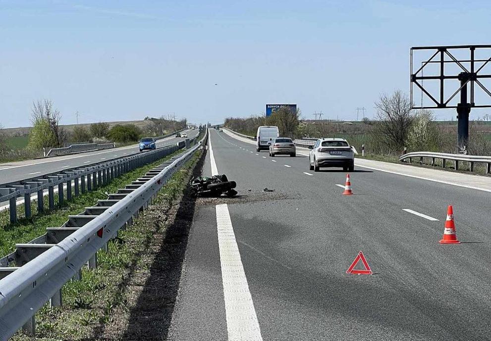Тежка катастрофа с мотор на магистрала Хемус.  Инцидентът е станал