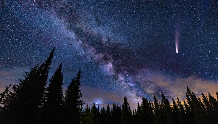 комета - УНИКАЛНО: Жителите на Лудогорието наблюдаваха Дяволска комета (СНИМКИ)