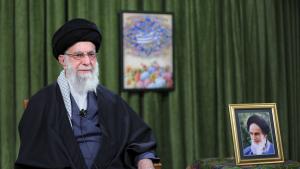 Върховният лидер на Иран аятолах Али Хаменей предупреди че Израел