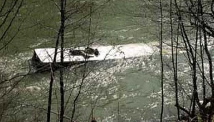 автобус - 20 г. от огромната трагедия в река Лим!