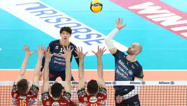 Матей Казийски - Матей Казийски записа 14 точки за успеха на Милано