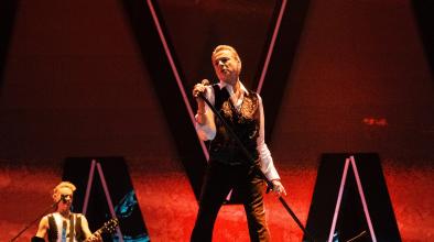 Depeche Mode отбелязаха финала на турнето си с видео и ремикси на "People Are Good"
