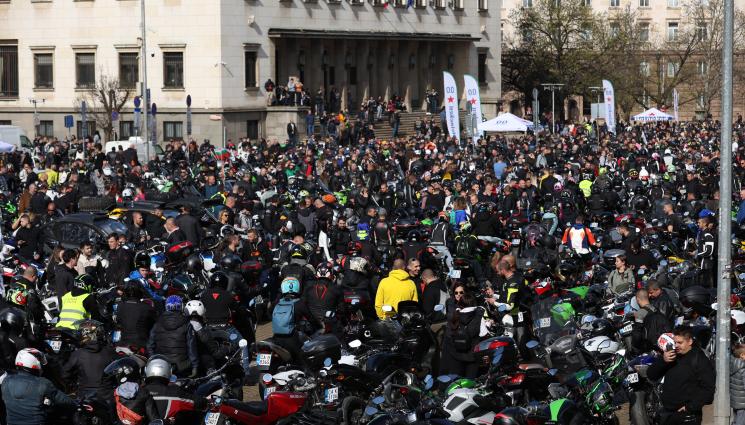 мотосезон - В СТОЛИЦАТА: Мотористи затварят ключови булеварди!