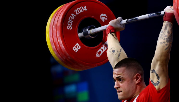 Карлос Насар - НАЙ-ЖЕЛЕЗНИЯТ: Карлос Насар спечели Световната купа по вдигане на тежести