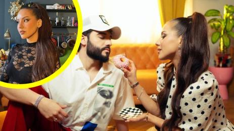 Искрата и Мона