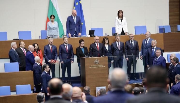 главчев служебен кабинет клетва - Служебното правителство е внесло 14 законопроекта