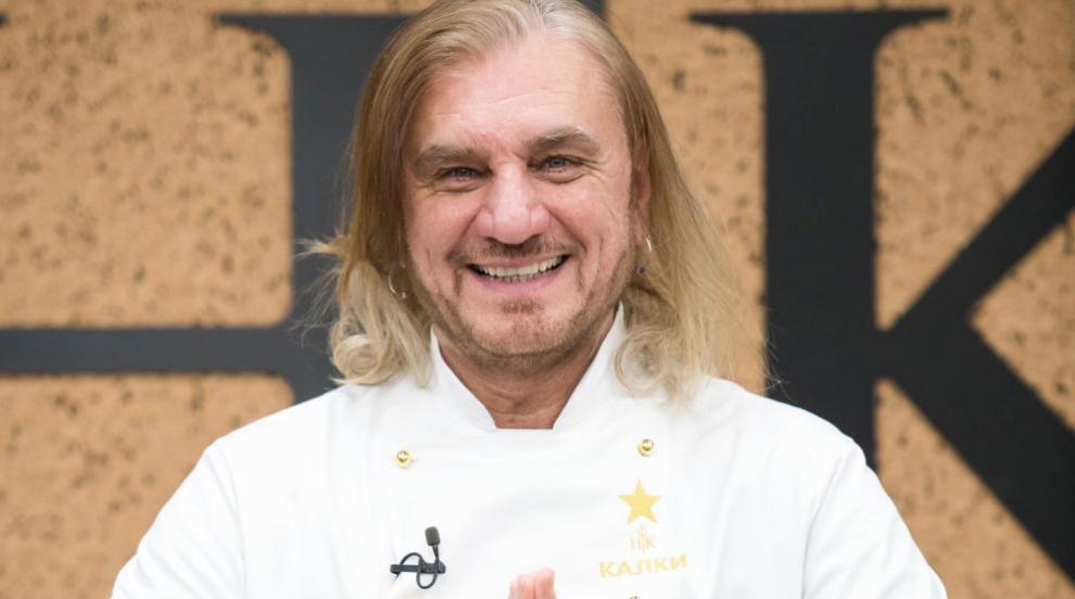 Коцето Калки от Hell’s Kitchen: Изи е истинска индийска богиня (ВИДЕО)