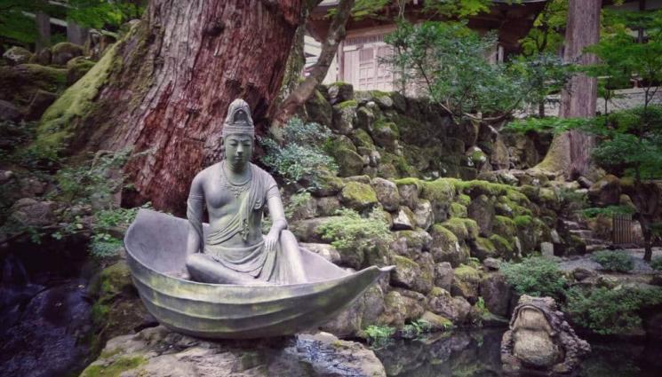 японски манастири - ПРАКТИЧНИ СЪВЕТИ: Гощавка с горещи камъни