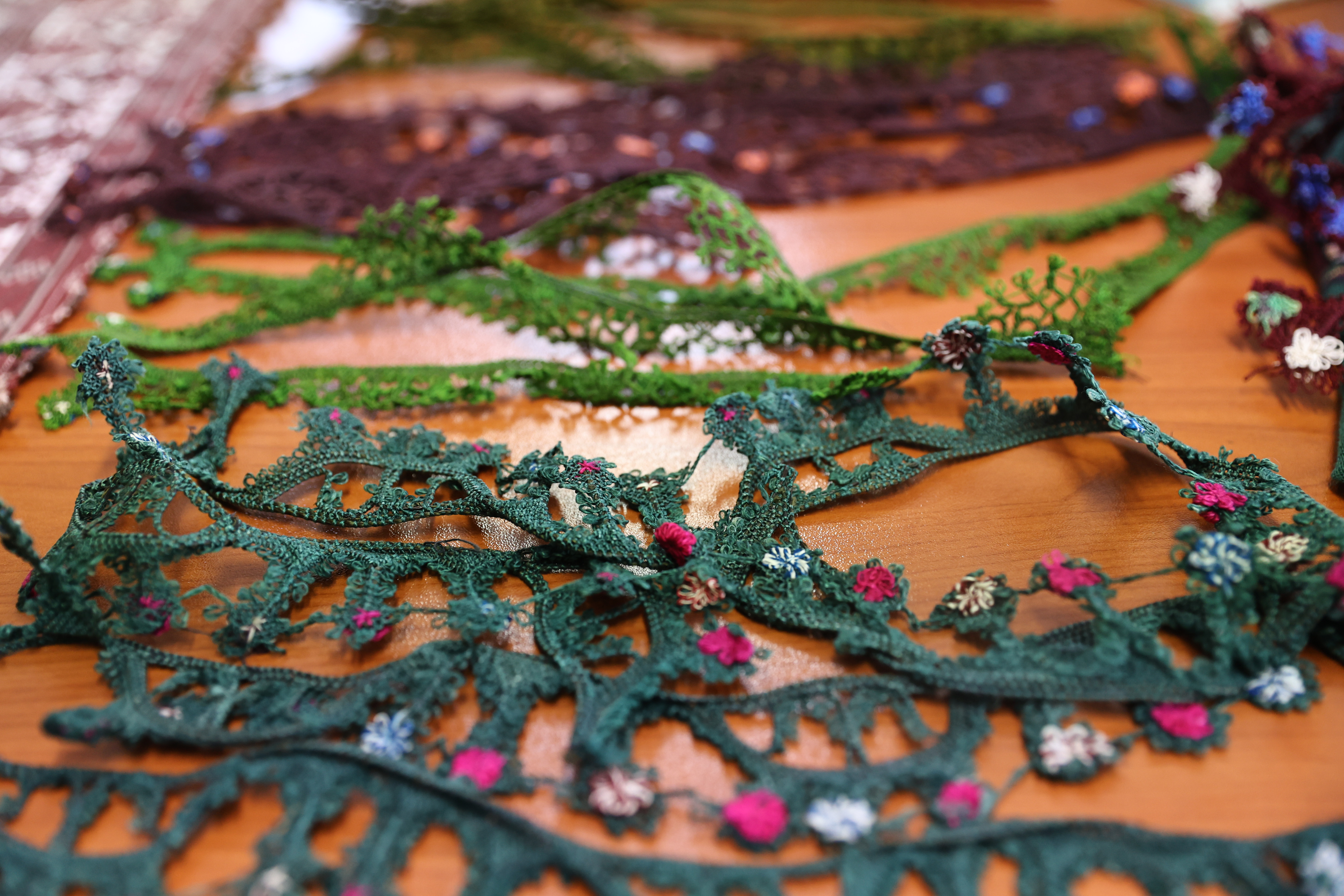 шита дантела кене