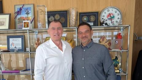 Добромир Карамаринов