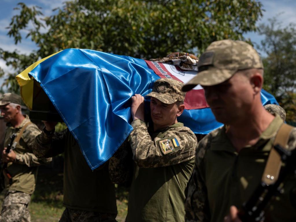 Украйна и Русия са си разменили телата на повече от