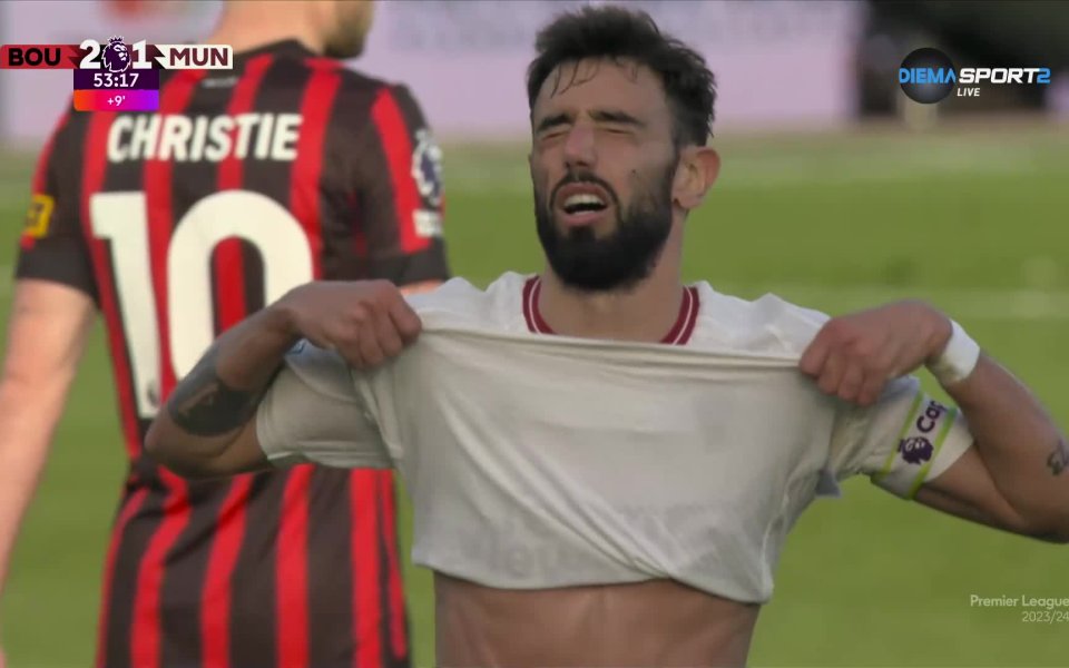 В осмата минута на добавеното време за първата част в