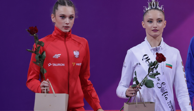 Маргарита Василева - Звезда от ансамбъла украси Халкидики (СНИМКИ)