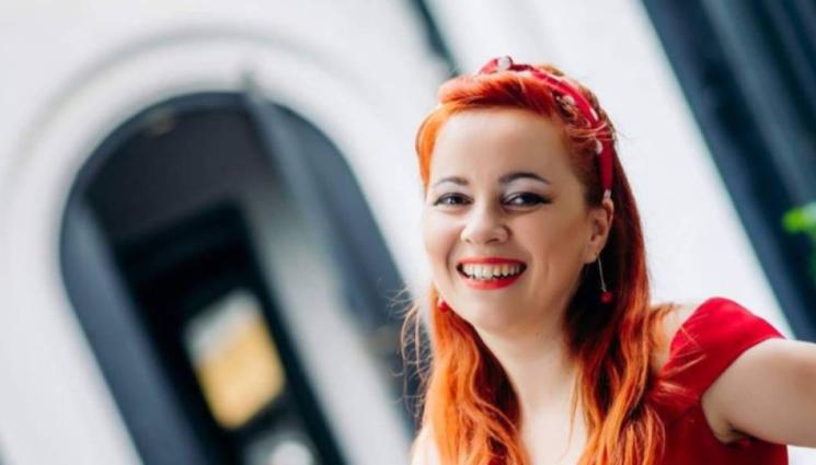 Здрава Каменова - Актрисата Здрава Каменова пред