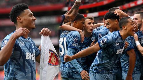 Арсенал Астън Вила