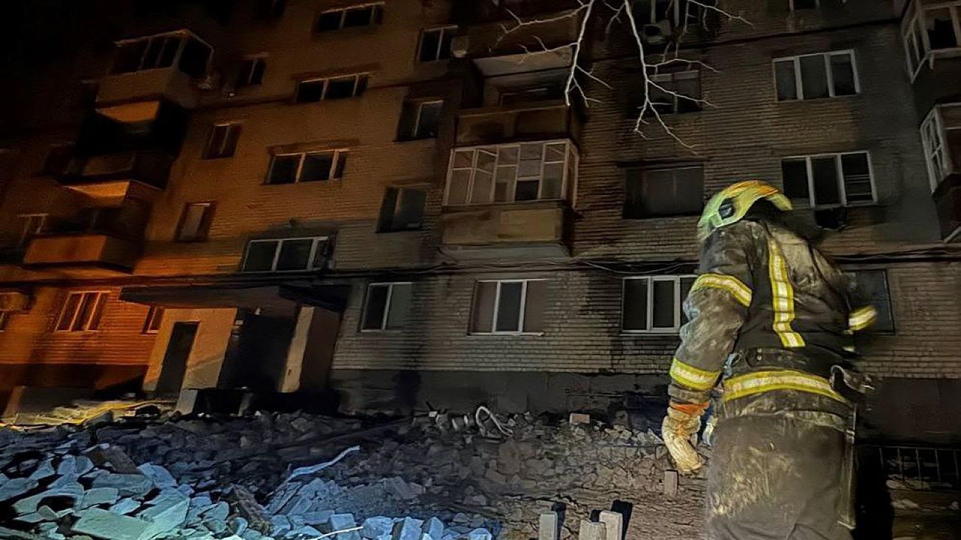 Руско нападение с дронове в украинския град Днепър Дипро на украински