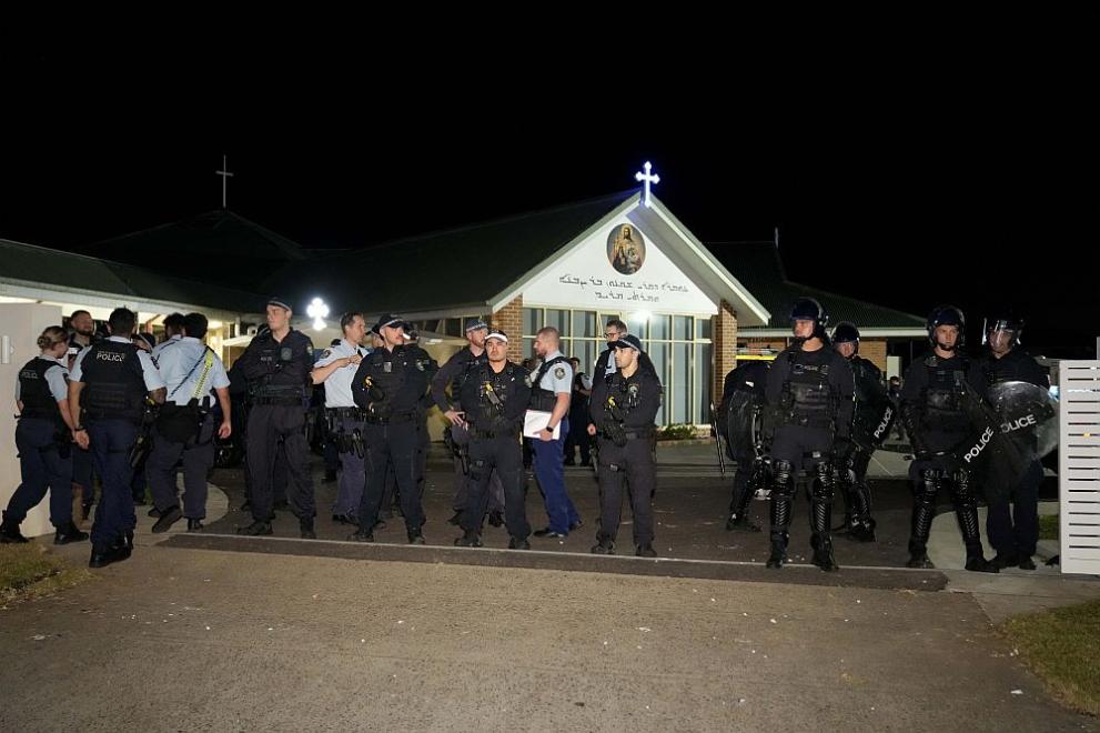 Снимка: Австралийската полиция определи нападението с нож в църква в Сидни за терористичен акт