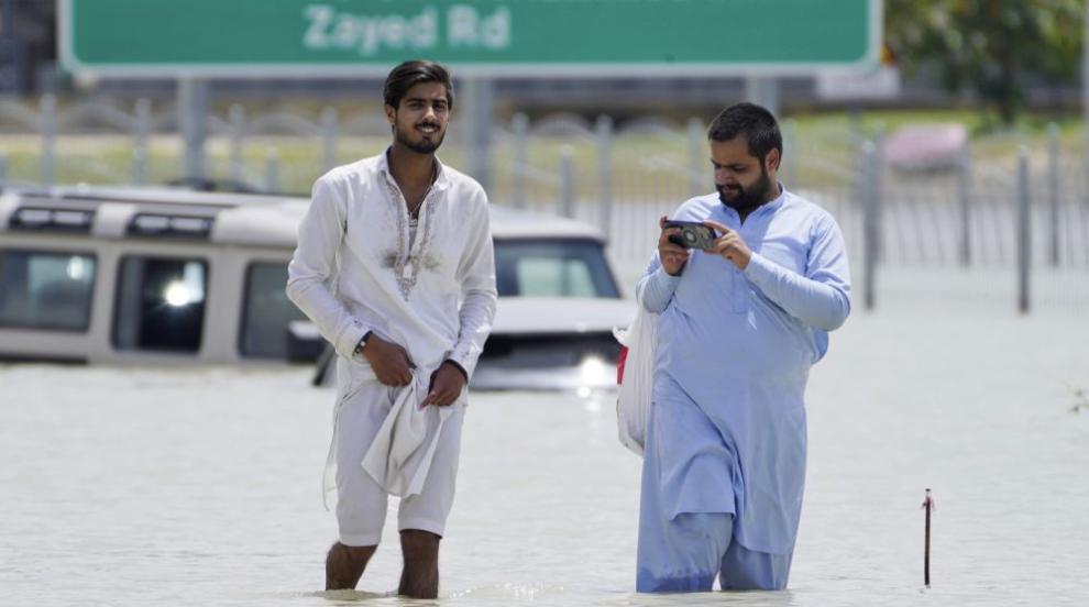 Какво се случва в Дубай след голямото наводнение