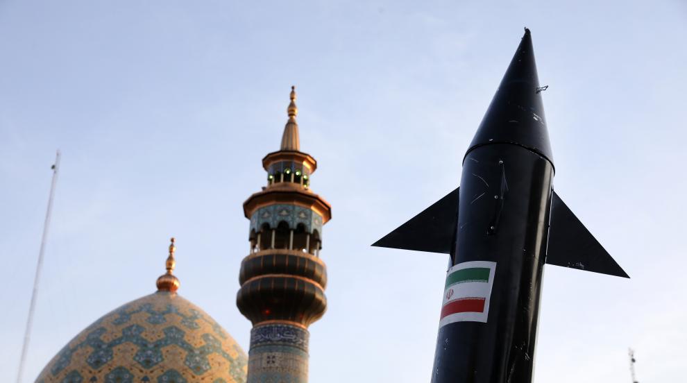 Авиокомпании пренасочват полети след израелската атака срещу Иран