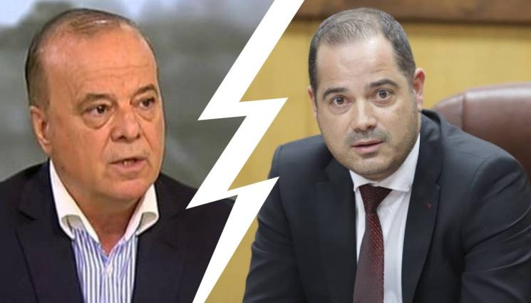 Калин Стоянов Тенчо Тенев - СКАНДАЛЪТ С МИТНИЦИТЕ: Тенчо Тенев и Калин Стоянов се захапаха!