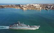 Китайски военен кораб се блъсна в плавателен съд, докато преследва филипински патрул