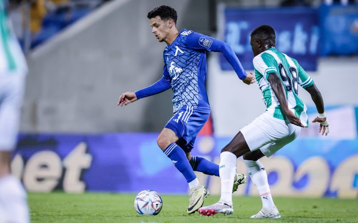 Нови кандидати за халф на Левски