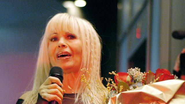 Легендарната Лили Иванова тръгва на национално турне