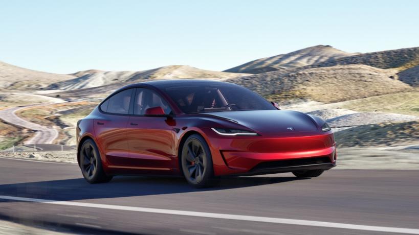 tesla model 3 performance