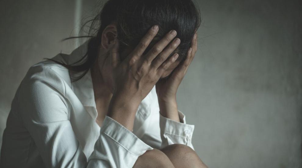 На Коледа: 52-годишен мъж преби 29-годишната си приятелка в Монтана