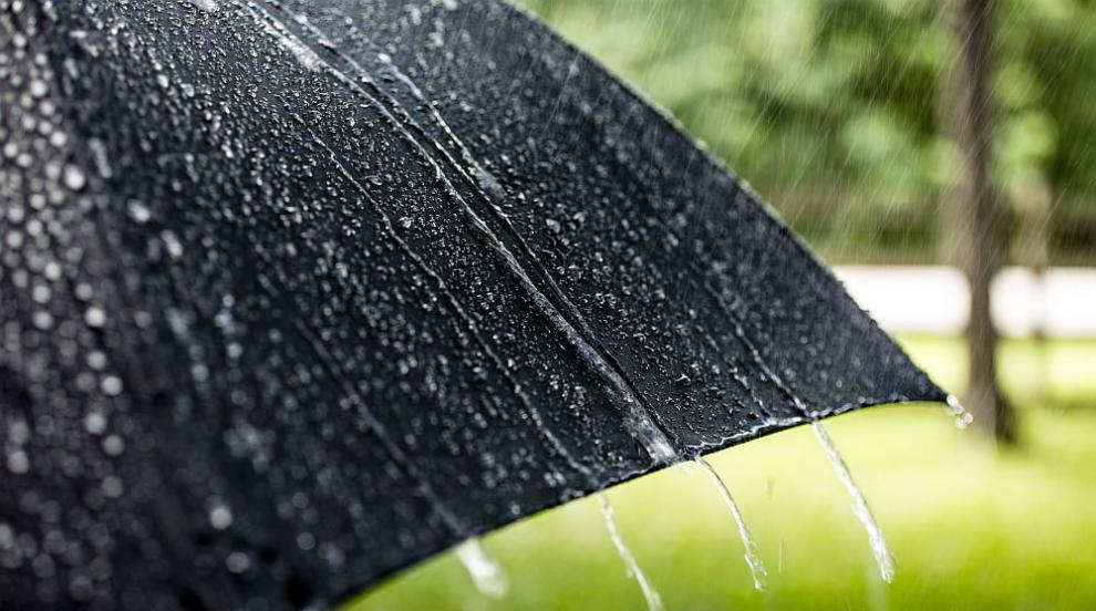 Новата седмица започва с валежи на места в страната