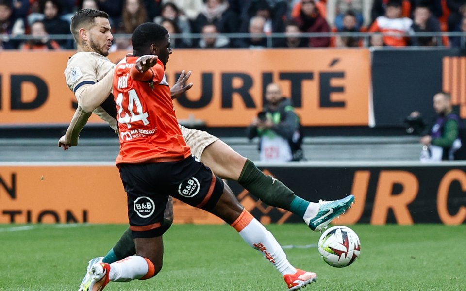 Лориен мина през Рен