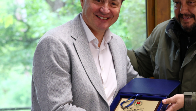 Стефан Цветков - Самолетен билет и 1500 лв. за шампиона в Амбинор Къп