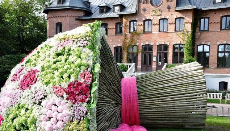 цветя - Кой ще хване букета на булката? (СНИМКИ)