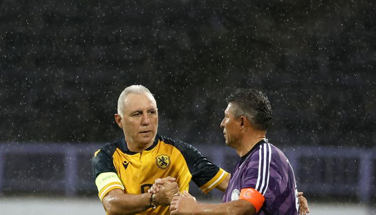 Христо Стоичков - Стоичков: Много приятели са минали през този отбор, единият не е между нас...