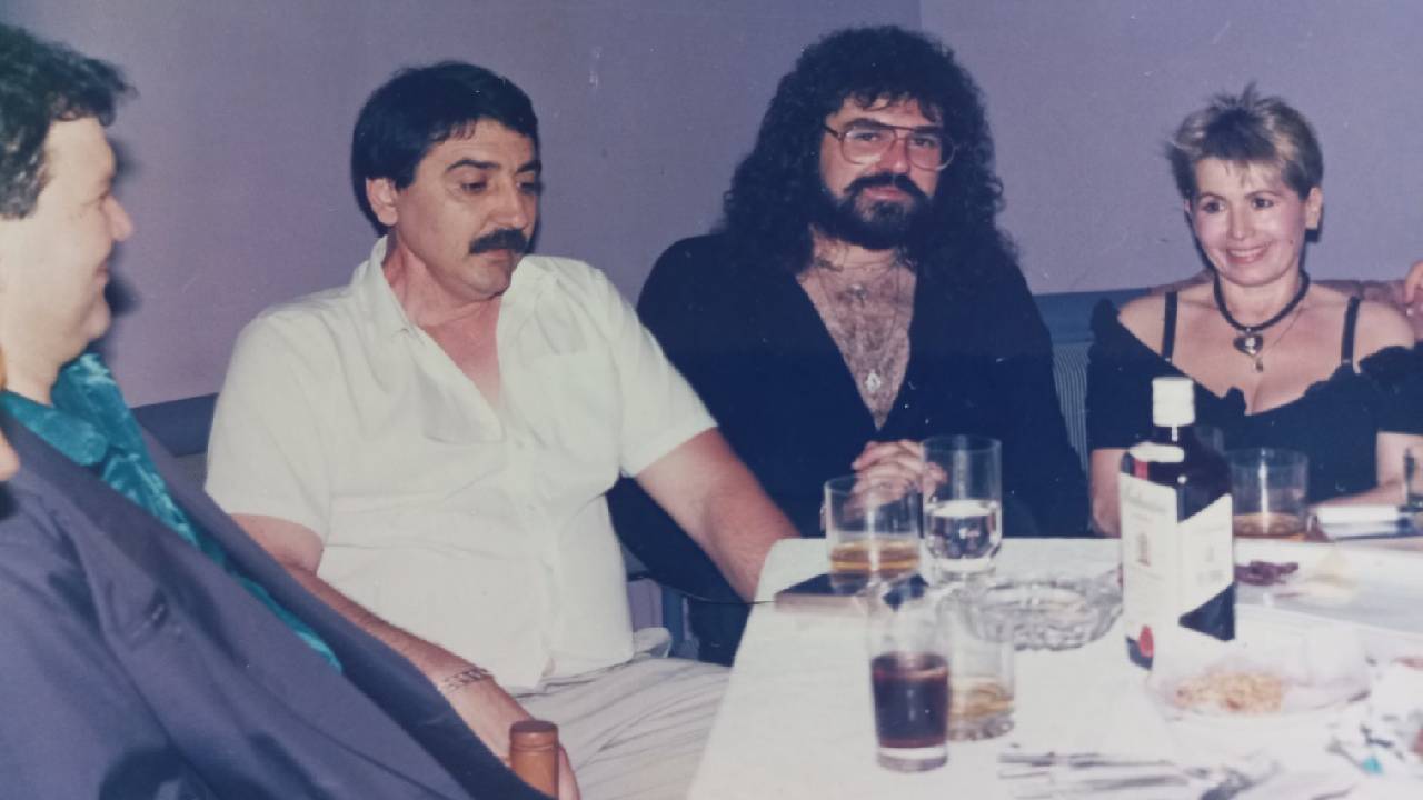 Лили рядка снимка с Чочо