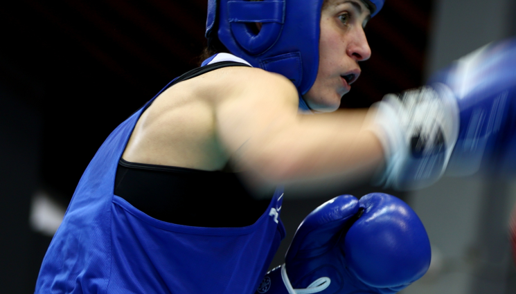 Светлана Каменова - Европейска шампионка: Боксьорката ни Светлана Каменова наби рускиня за златния медал