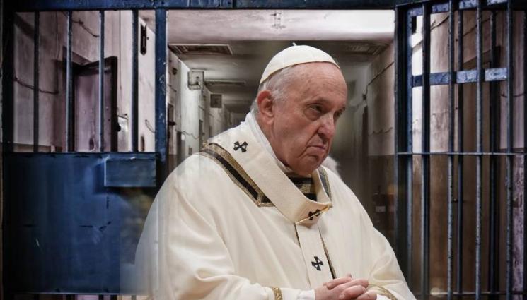 папа - Папа Франциск влезе в затвора!