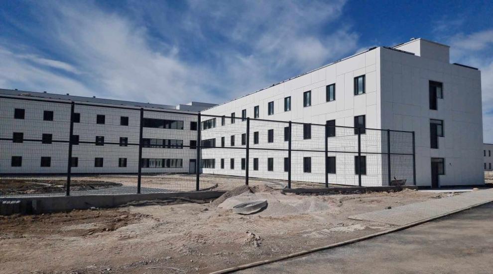 Новият затвор в Самораново: Първият без решетки у нас, с фитнес и училище за затворниците (СНИМКИ)