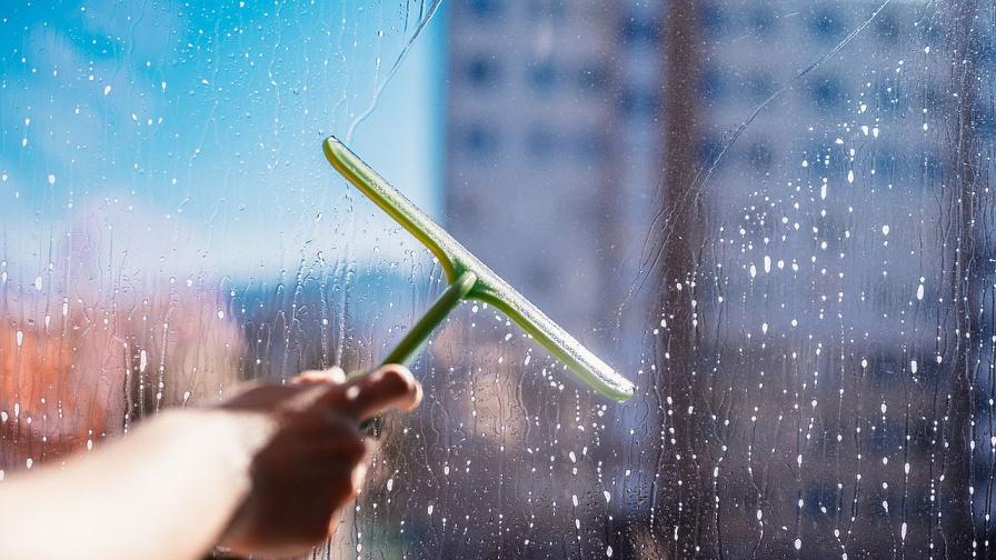 Как лесно да почистим прозорците си