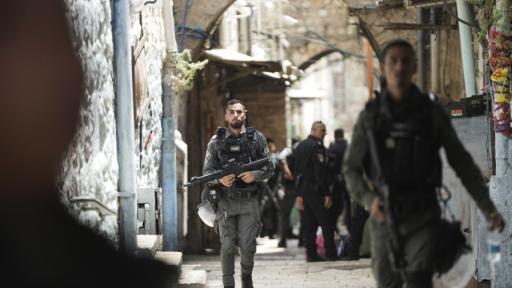 Израелската полиция застреля турчин, след като той намушка с нож полицай