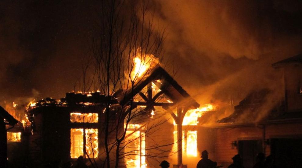 Без дом: Гост подпали дома на тричленно семейство с незагасена цигара