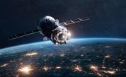 Руски сателит се разпадна на стотици отломки