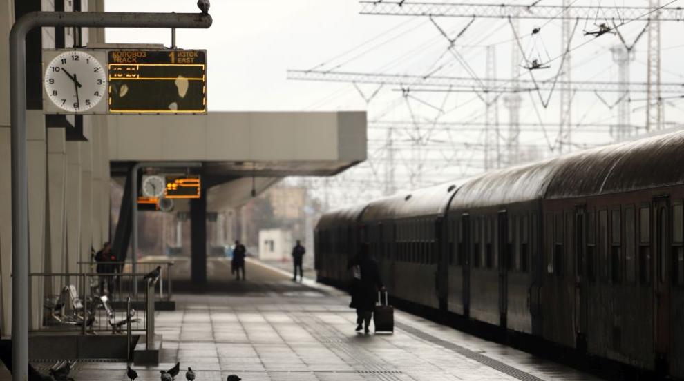 Дълъг ремонт затваря Централна гара за влаковете от Северна България