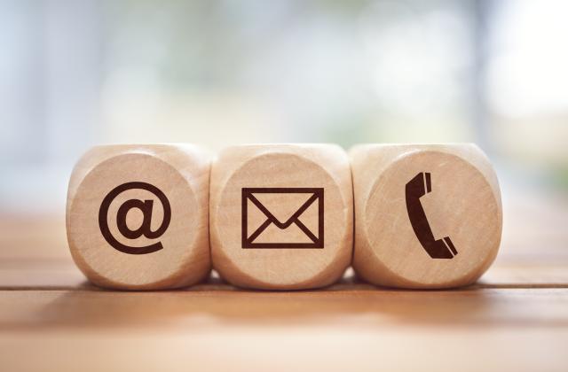 Много често служебните въпроси се уреждат най-лесно с мейл. Но