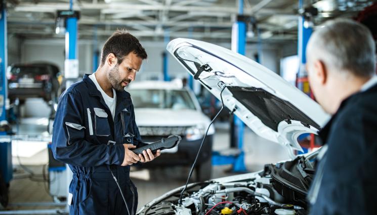 сервиз автосервиз автомеханици - АВТОСТРАСТИ: Турбо или атмосферка?!