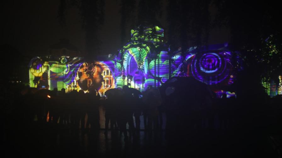 Започна фестивалът на светлината LUNAR София